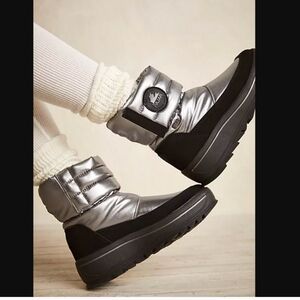 Pajar tarina metallic boots